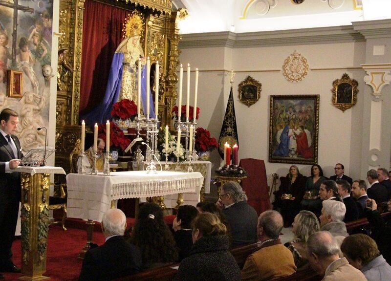 2022-12-18 Coronacion Reyes Magos Caridad98