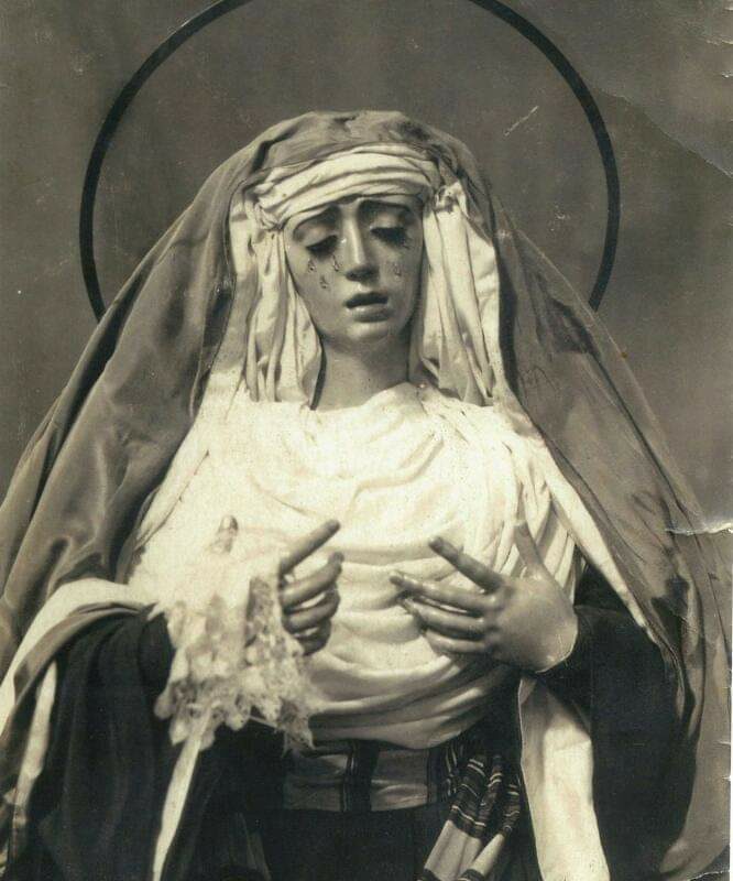 Cambio_Ajuar_Virgen_Cuaresma202311