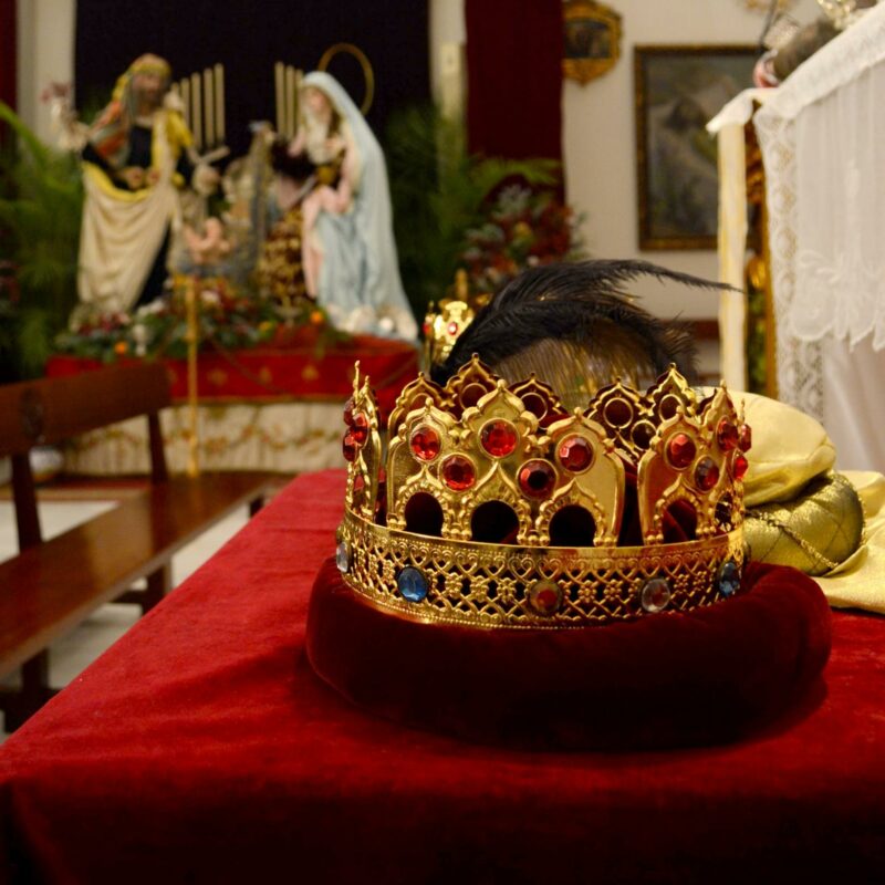 2025-12-28 Coronacion reyes magos Caridad_ Nieves Calvente (2)